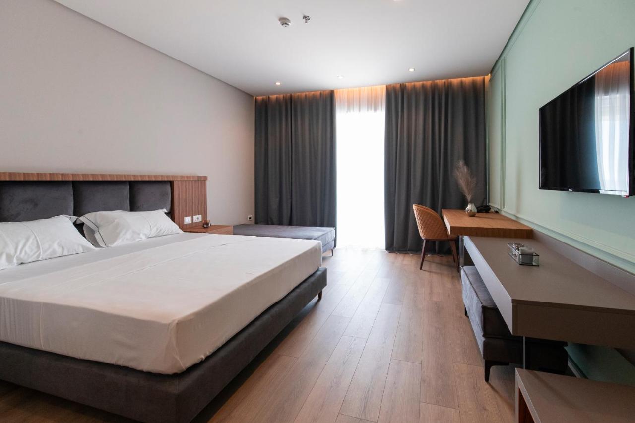 Atrio Hotel Durres Hotel
