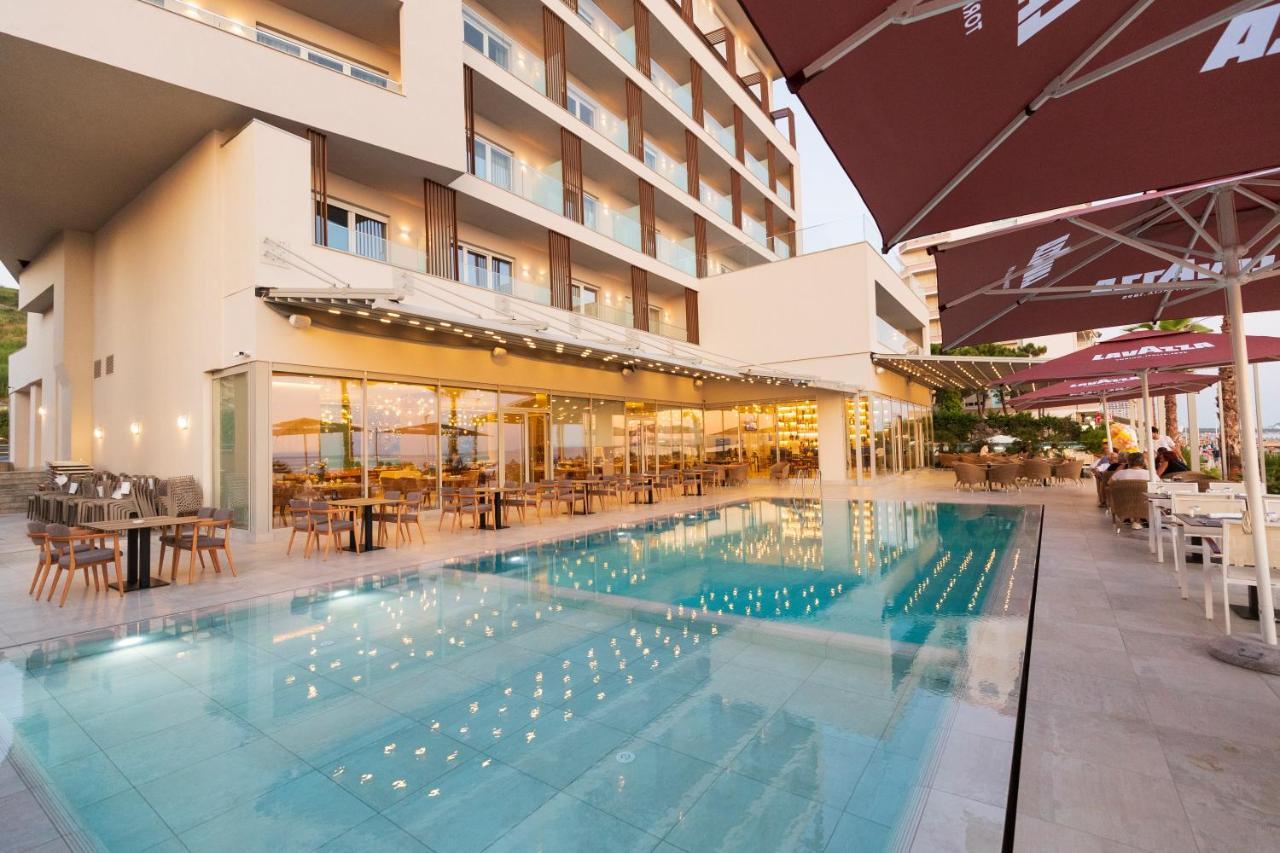 Atrio Hotel Durres Hotel 4*